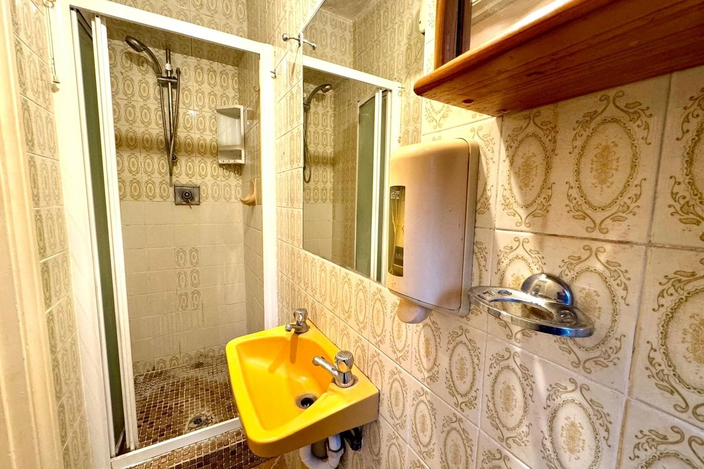 5 bedroom house for sale in South Welling | Robinson Jackson