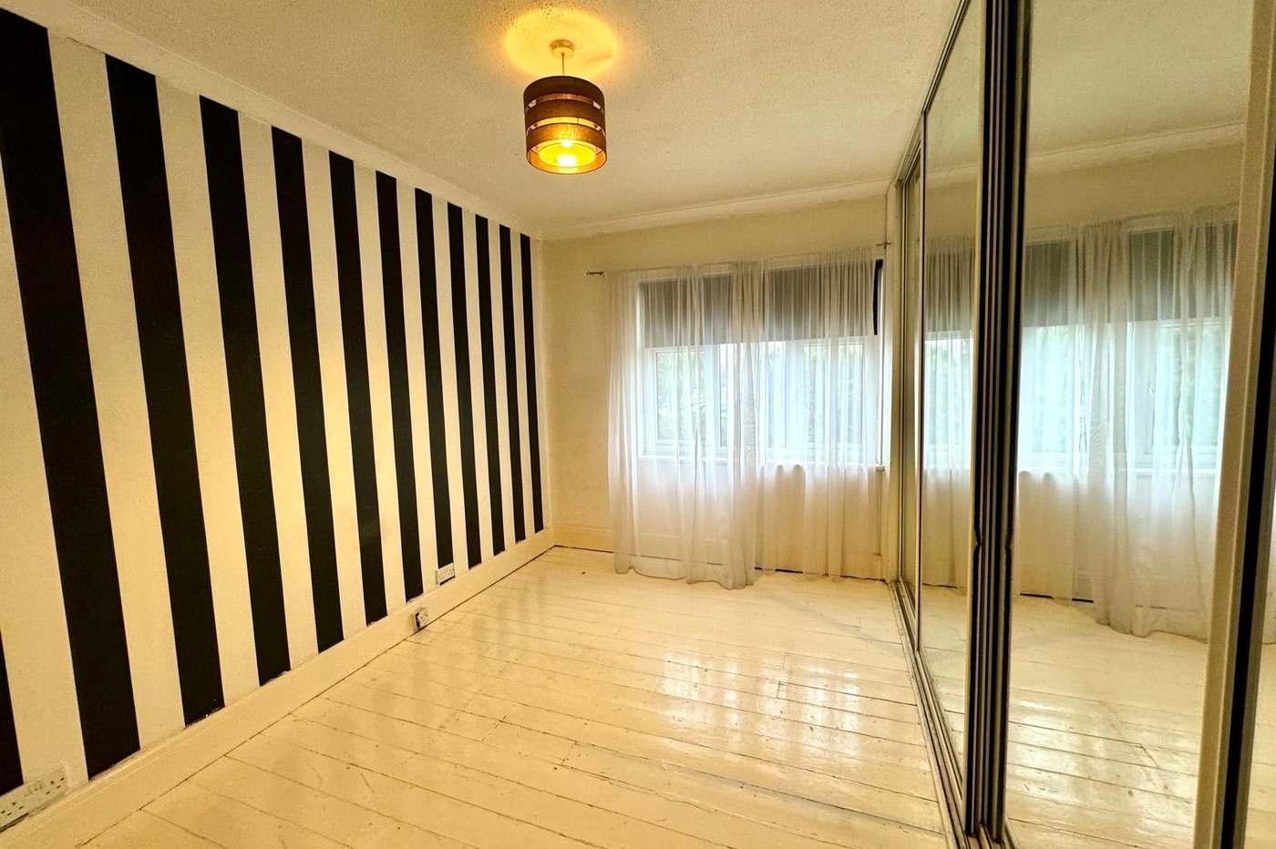 5 bedroom house for sale in South Welling | Robinson Jackson