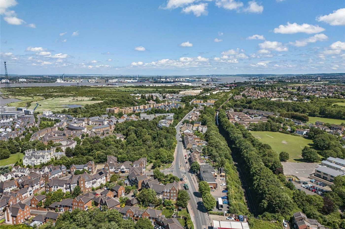 3 bedroom house for sale in Greenhithe | Robinson Jackson
