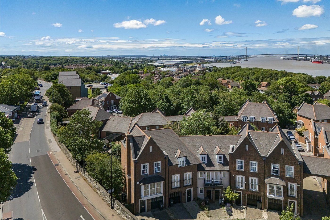 3 bedroom house for sale in Greenhithe | Robinson Jackson