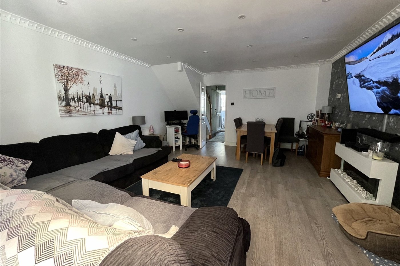 3 bedroom house for sale in Princes Park | Robinson Michael & Jackson