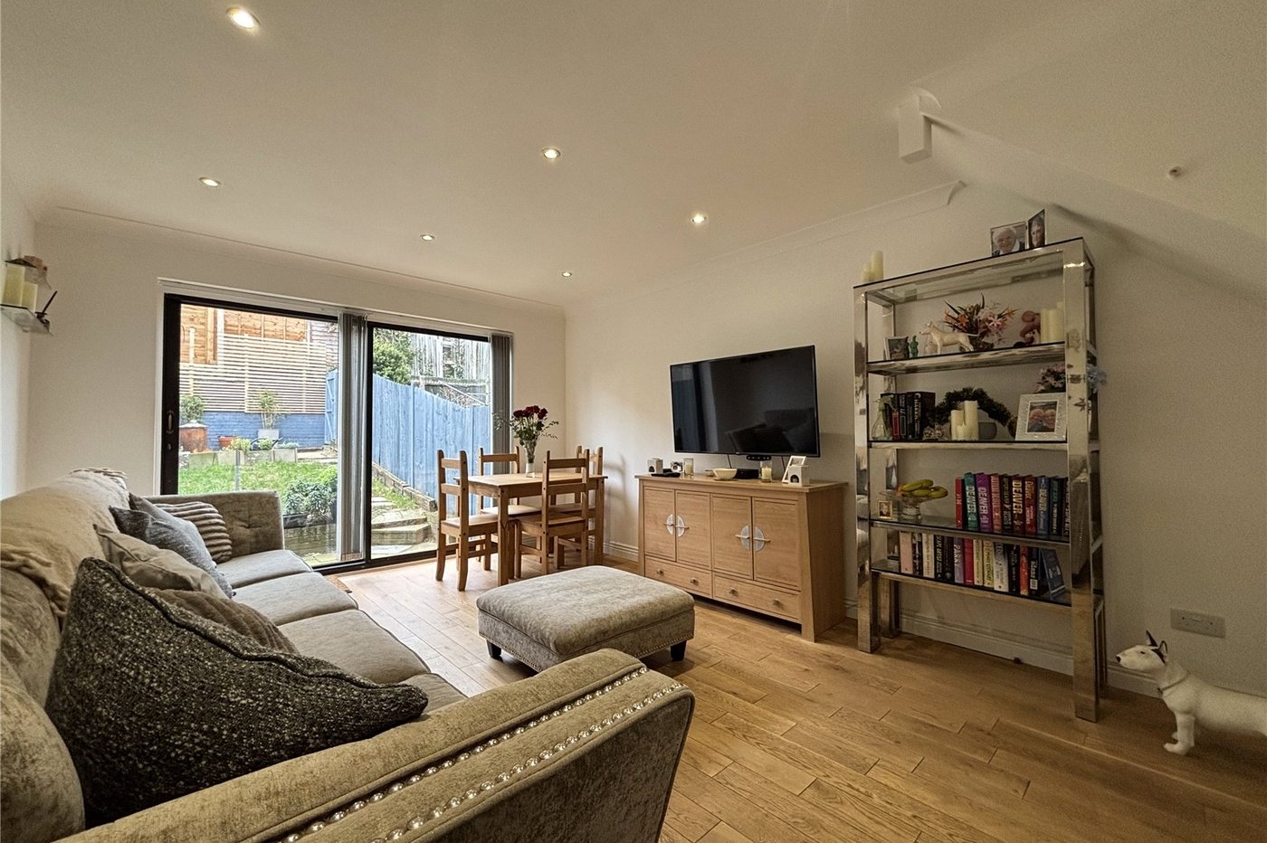 2 bedroom house for sale in Walderslade | Robinson Michael & Jackson