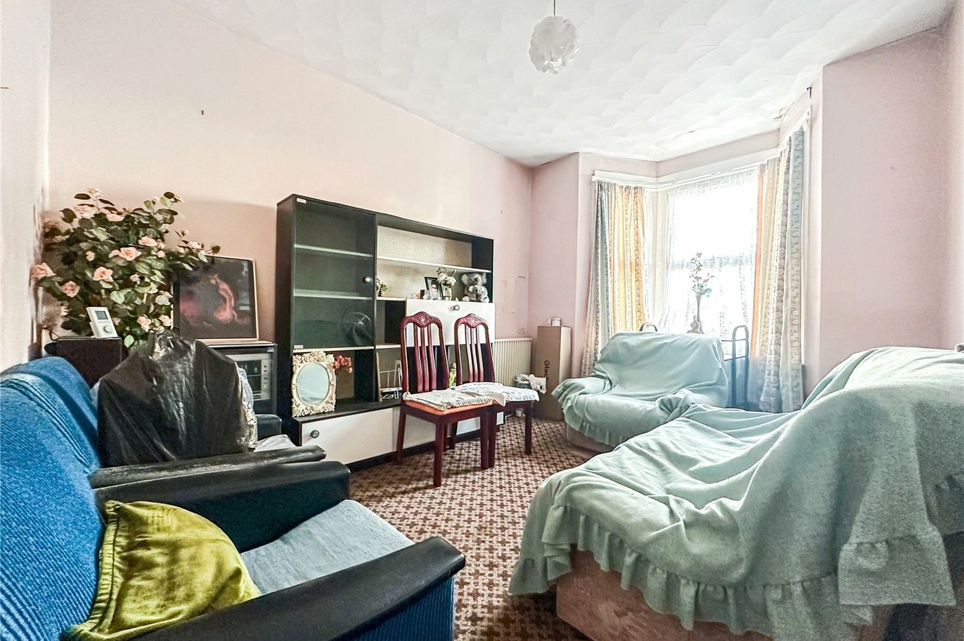 4 bedroom house for sale in Gillingham | Robinson Michael & Jackson