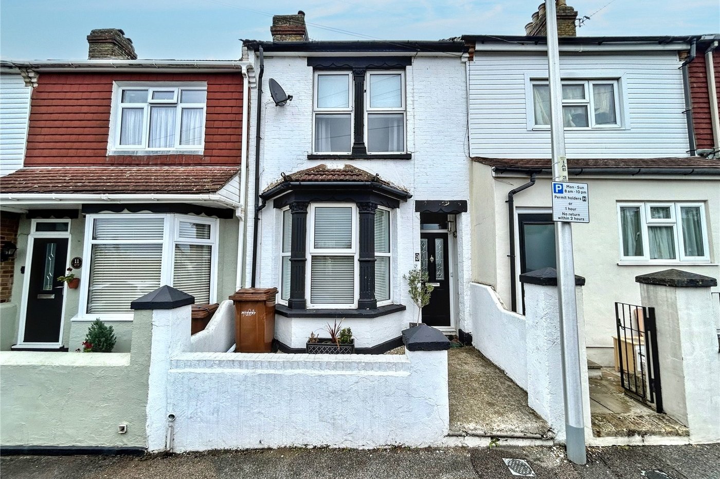 3 bedroom house for sale in Gillingham | Robinson Michael & Jackson