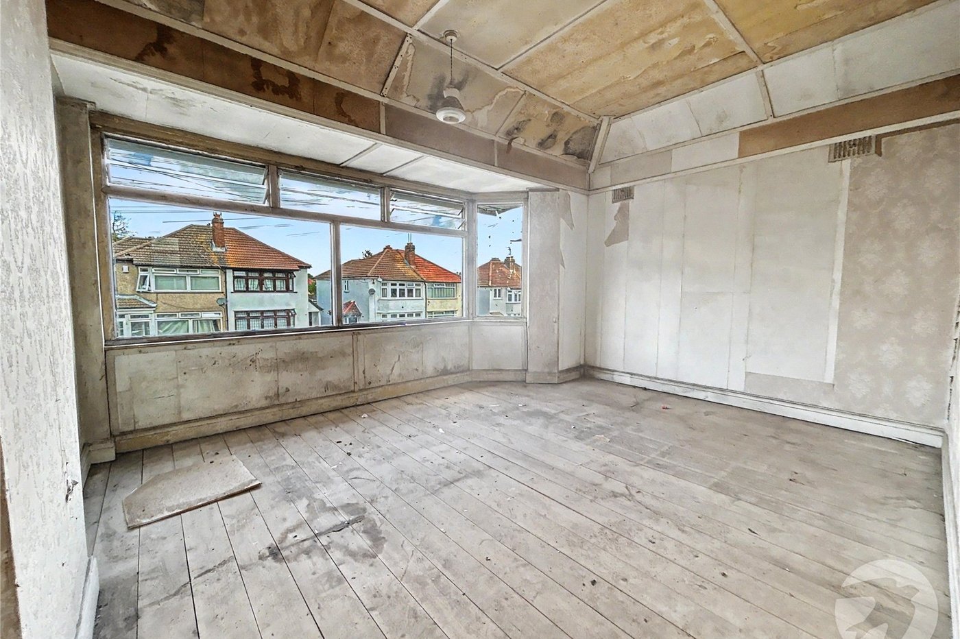 2 bedroom house for sale in South Welling | Robinson Jackson