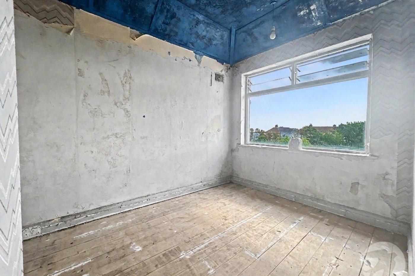 2 bedroom house for sale in South Welling | Robinson Jackson