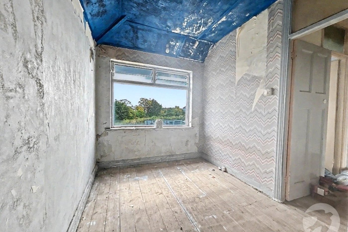 2 bedroom house for sale in South Welling | Robinson Jackson
