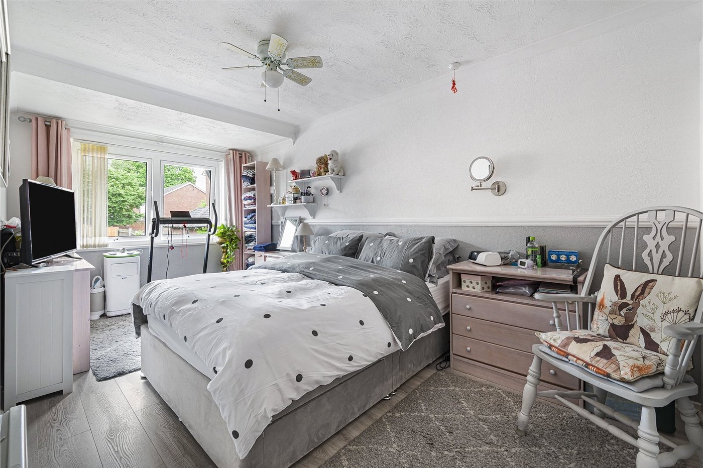 1 bedroom property for sale in The Spinney | Robinson Jackson