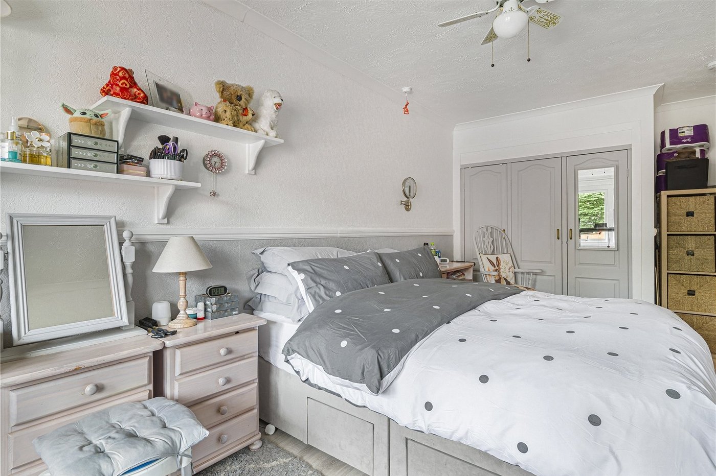 1 bedroom property for sale in The Spinney | Robinson Jackson