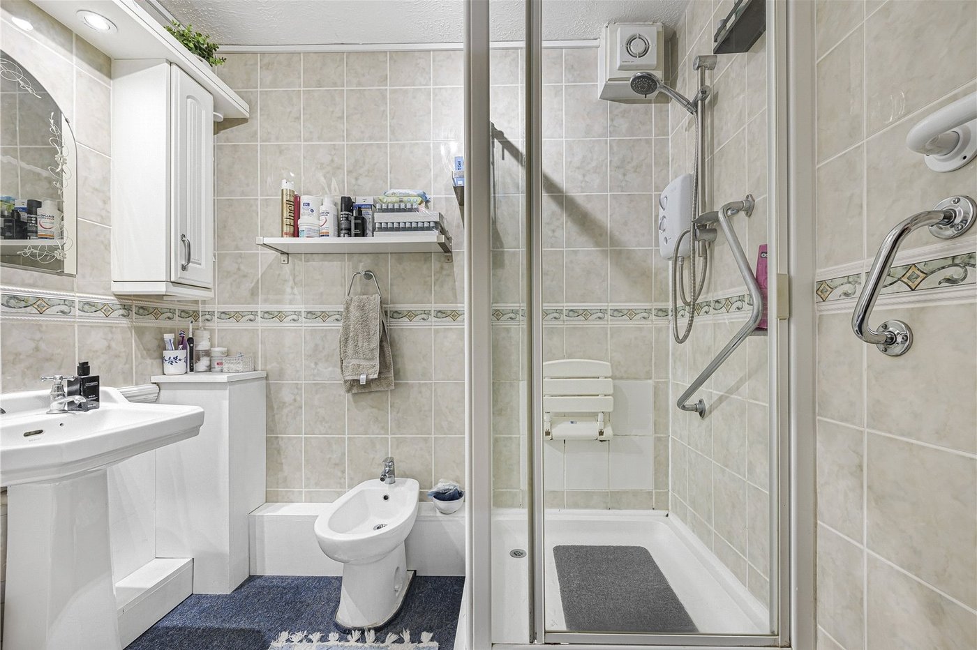 1 bedroom property for sale in The Spinney | Robinson Jackson