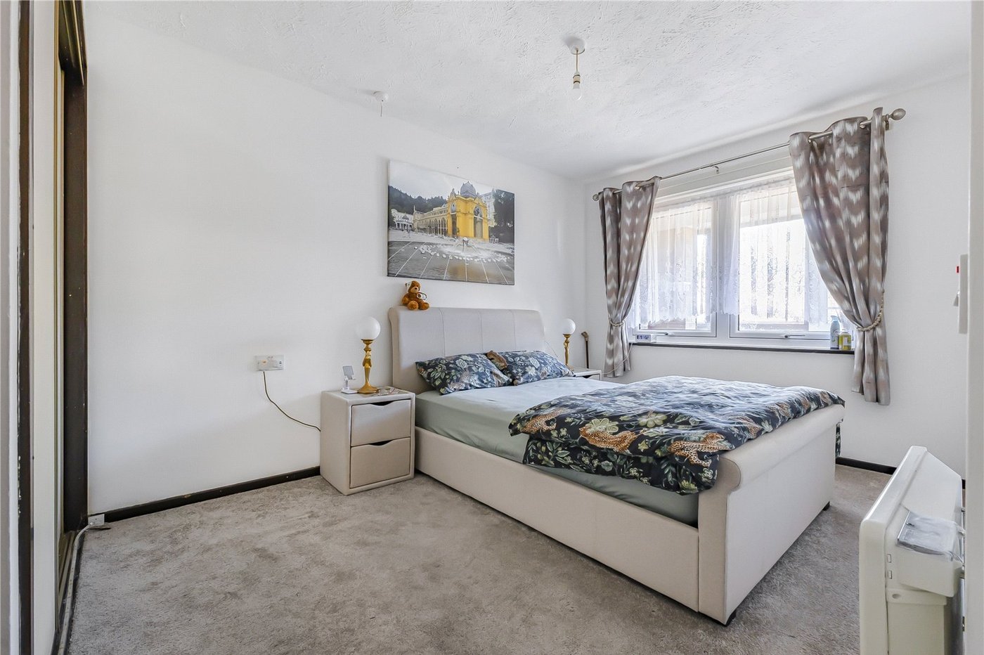 1 bedroom property for sale in The Spinney | Robinson Jackson