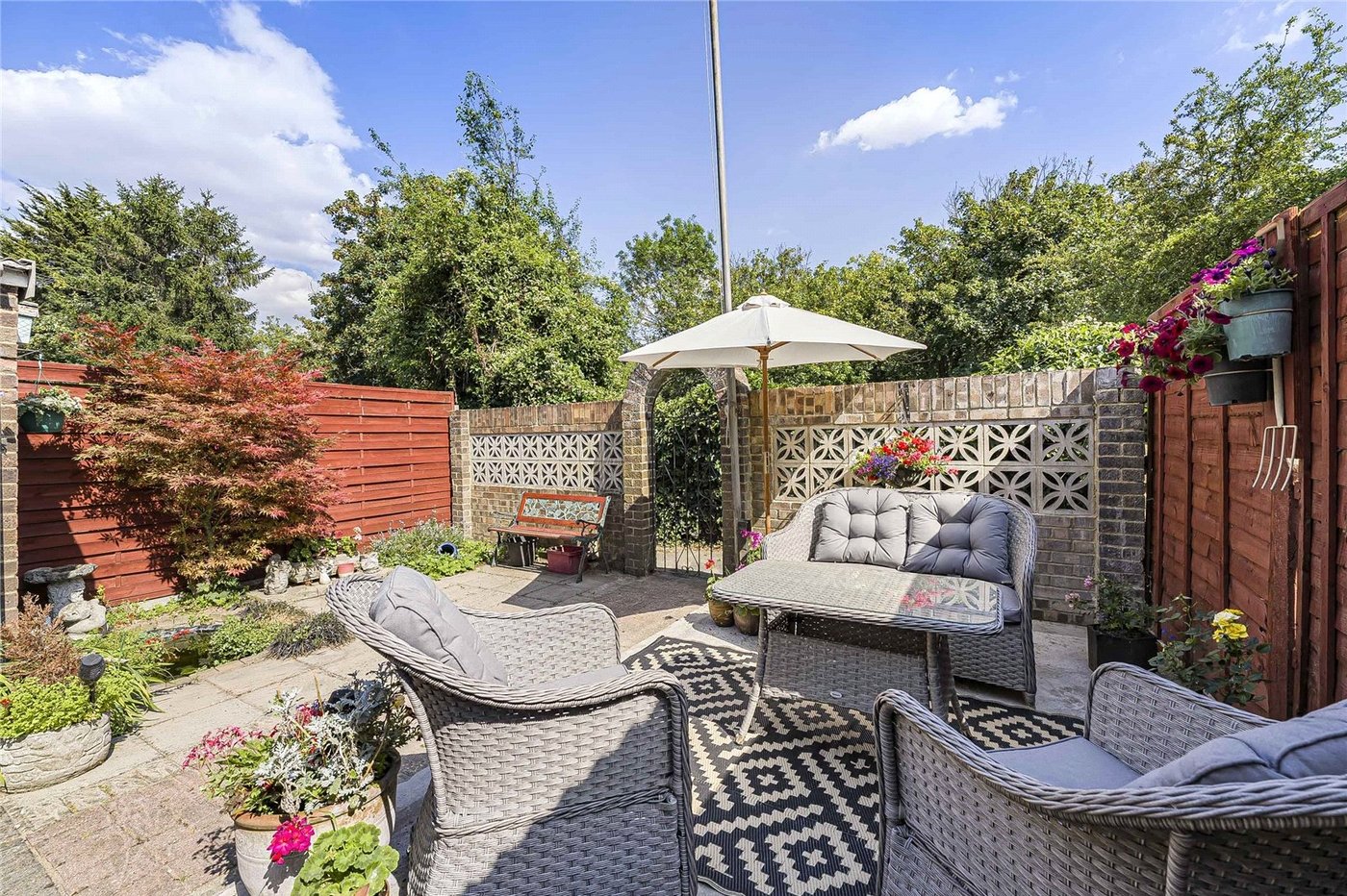 3 bedroom house for sale in Greenhithe | Robinson Jackson
