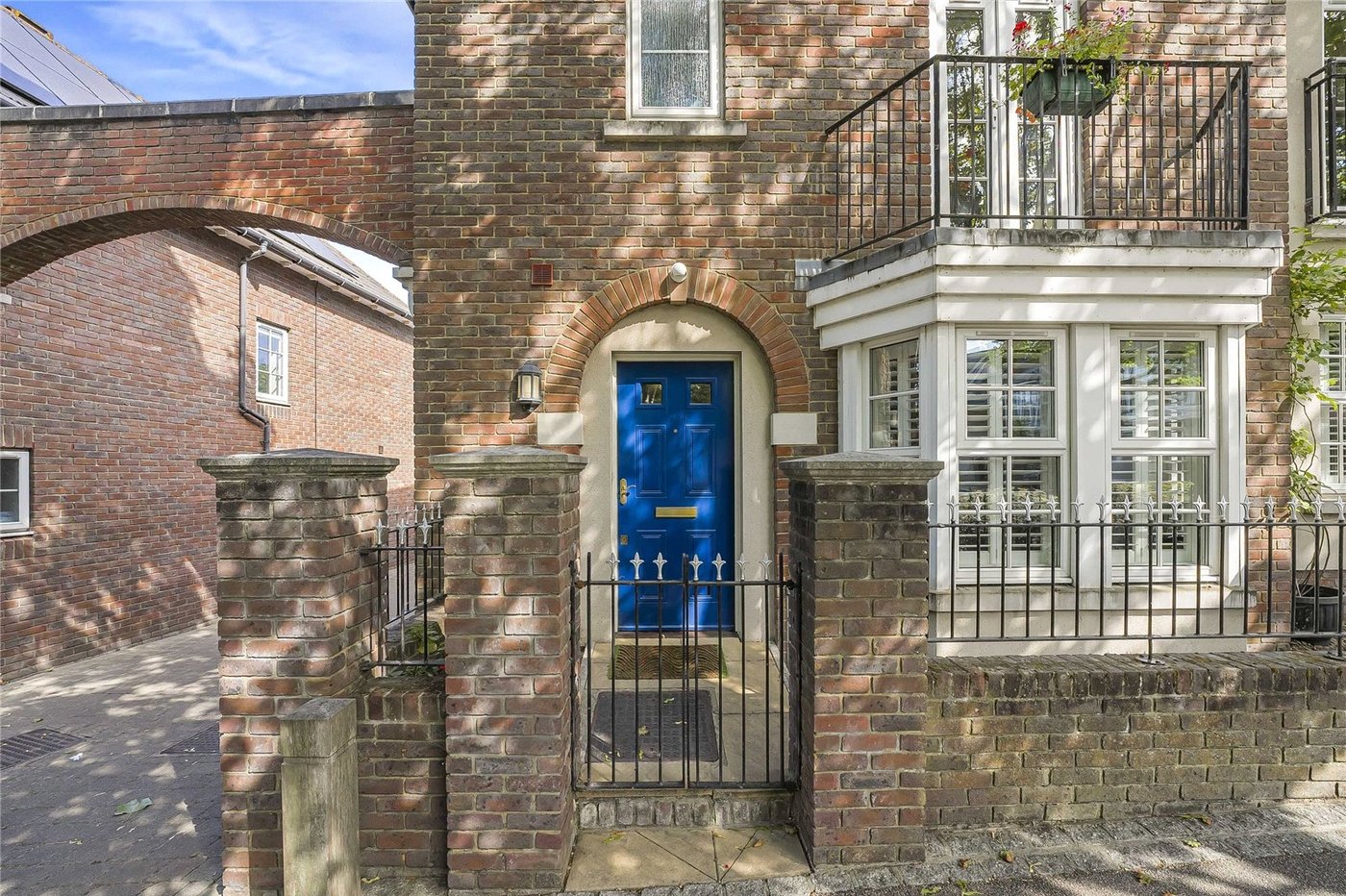 3 bedroom house for sale in Greenhithe | Robinson Jackson