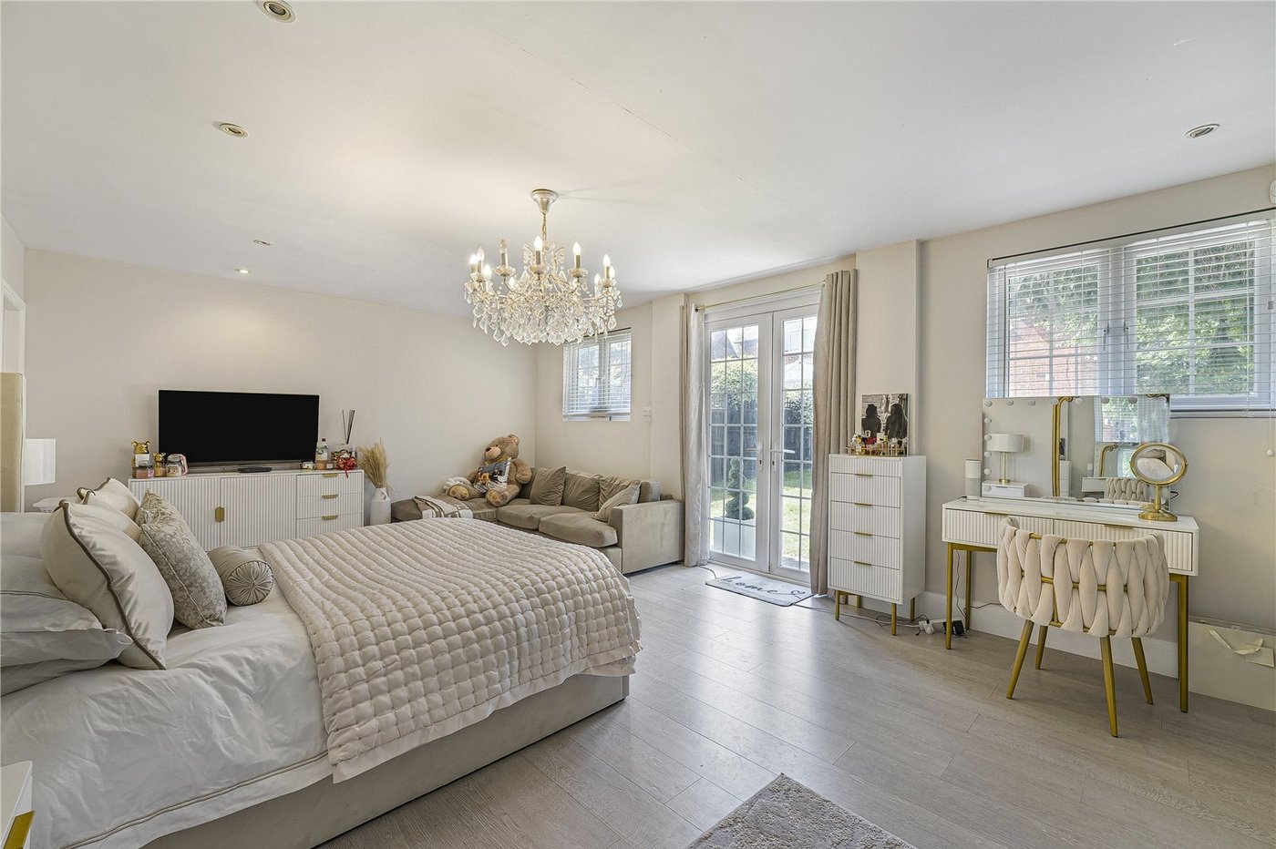 3 bedroom house for sale in Crayford | Robinson Jackson