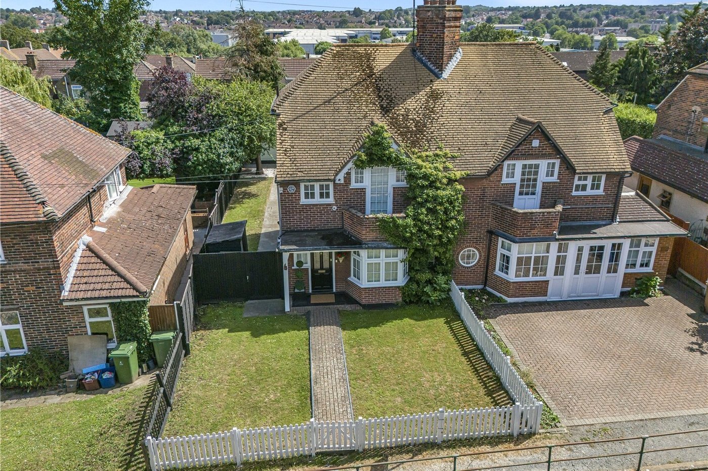 3 bedroom house for sale in Crayford | Robinson Jackson