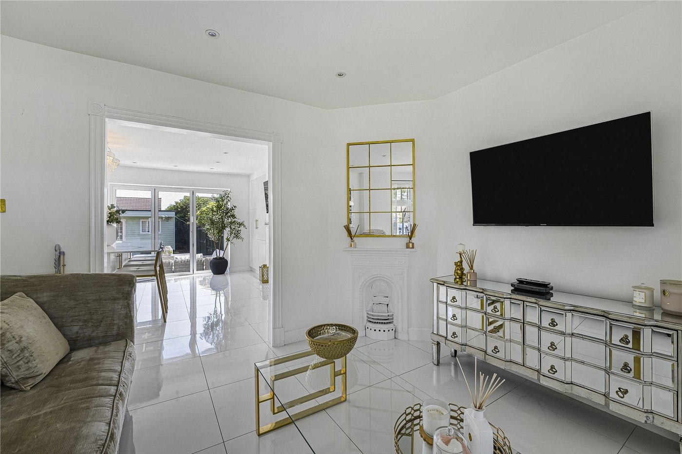 3 bedroom house for sale in Crayford | Robinson Jackson