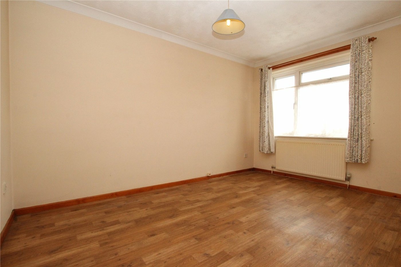 2 bedroom bungalow for sale in Plumstead | Robinson Jackson