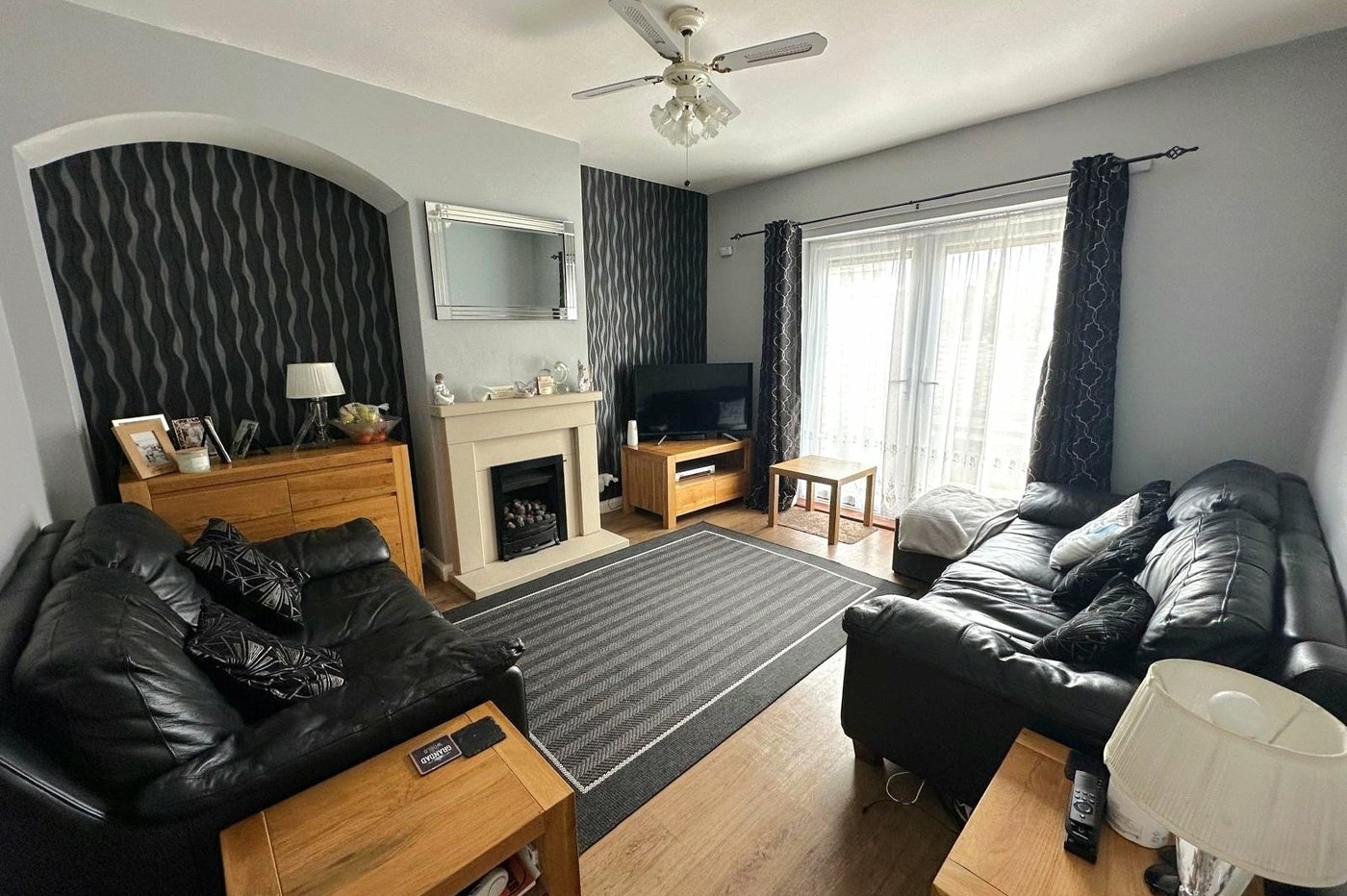 2 bedroom house for sale in Bromley | Robinson Jackson
