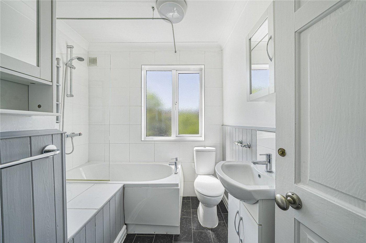 2 bedroom house for sale in Dartford | Robinson Jackson