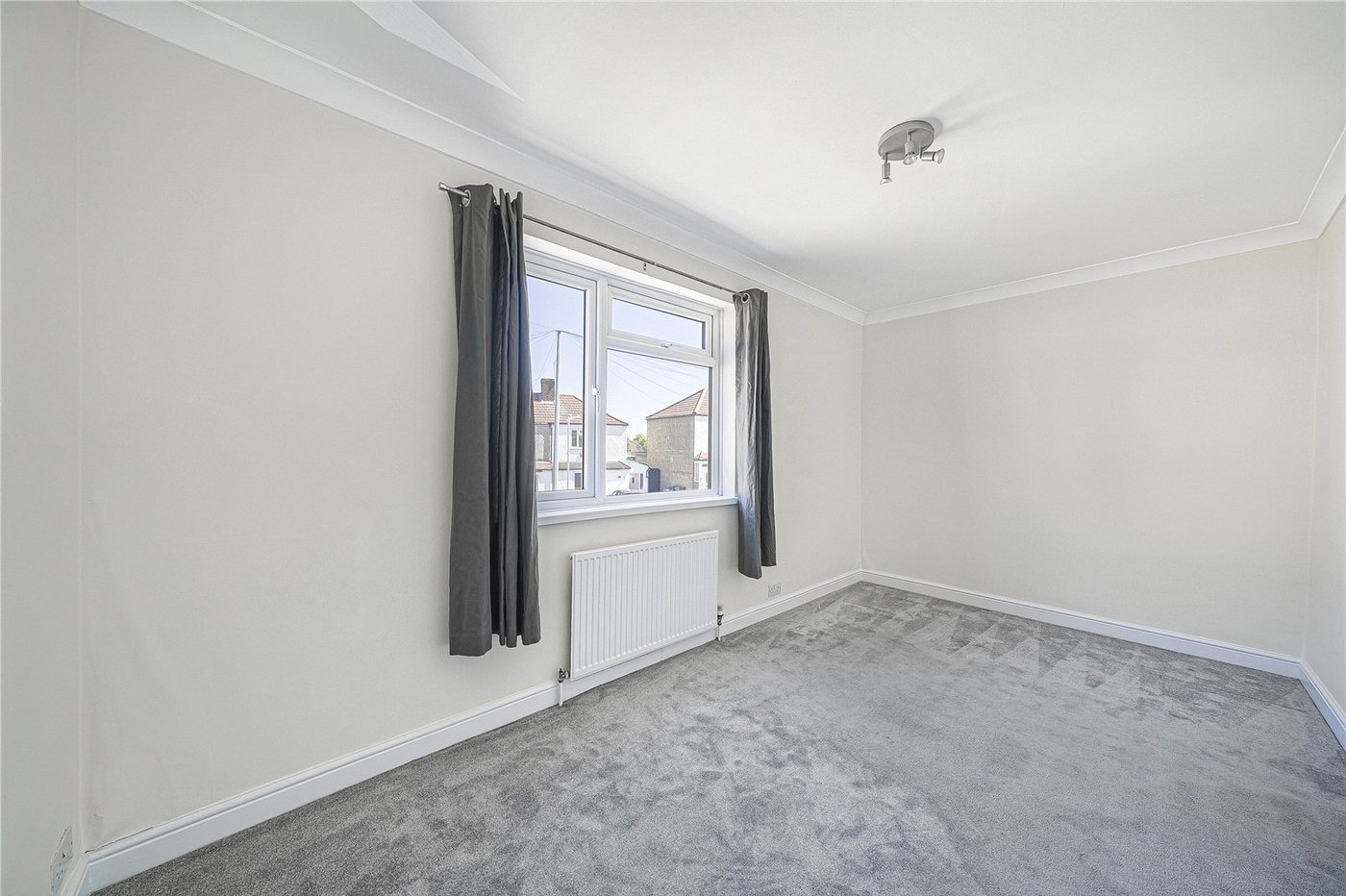 2 bedroom house for sale in Dartford | Robinson Jackson