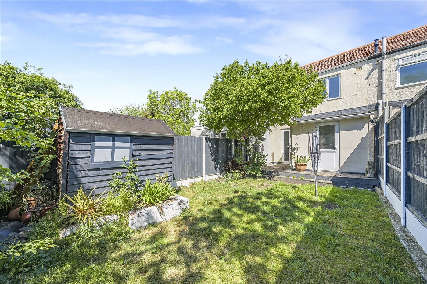 2 bedroom house for sale in Dartford | Robinson Jackson