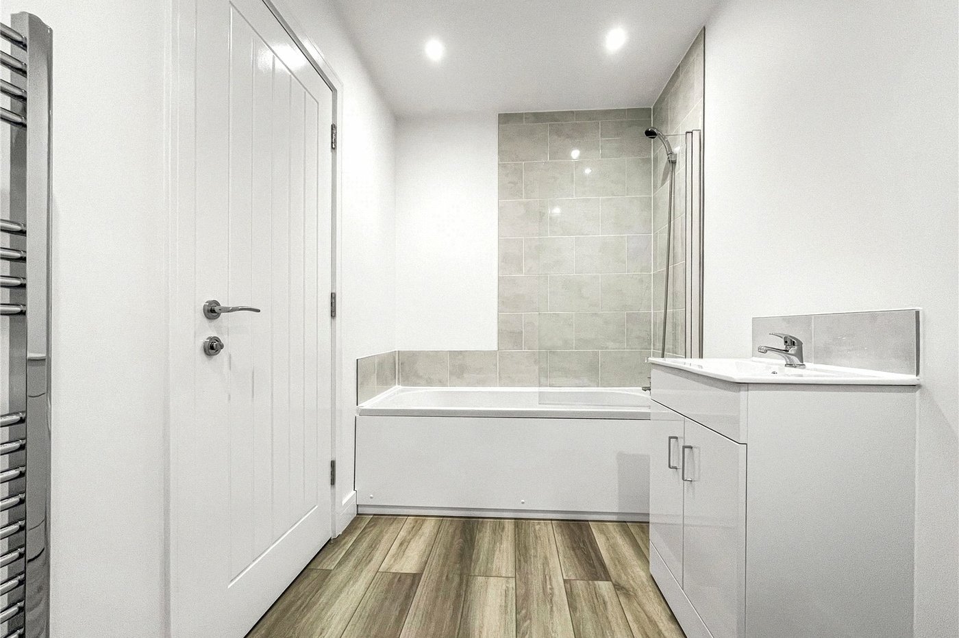 3 bedroom property for sale in Rainham | Robinson Michael & Jackson