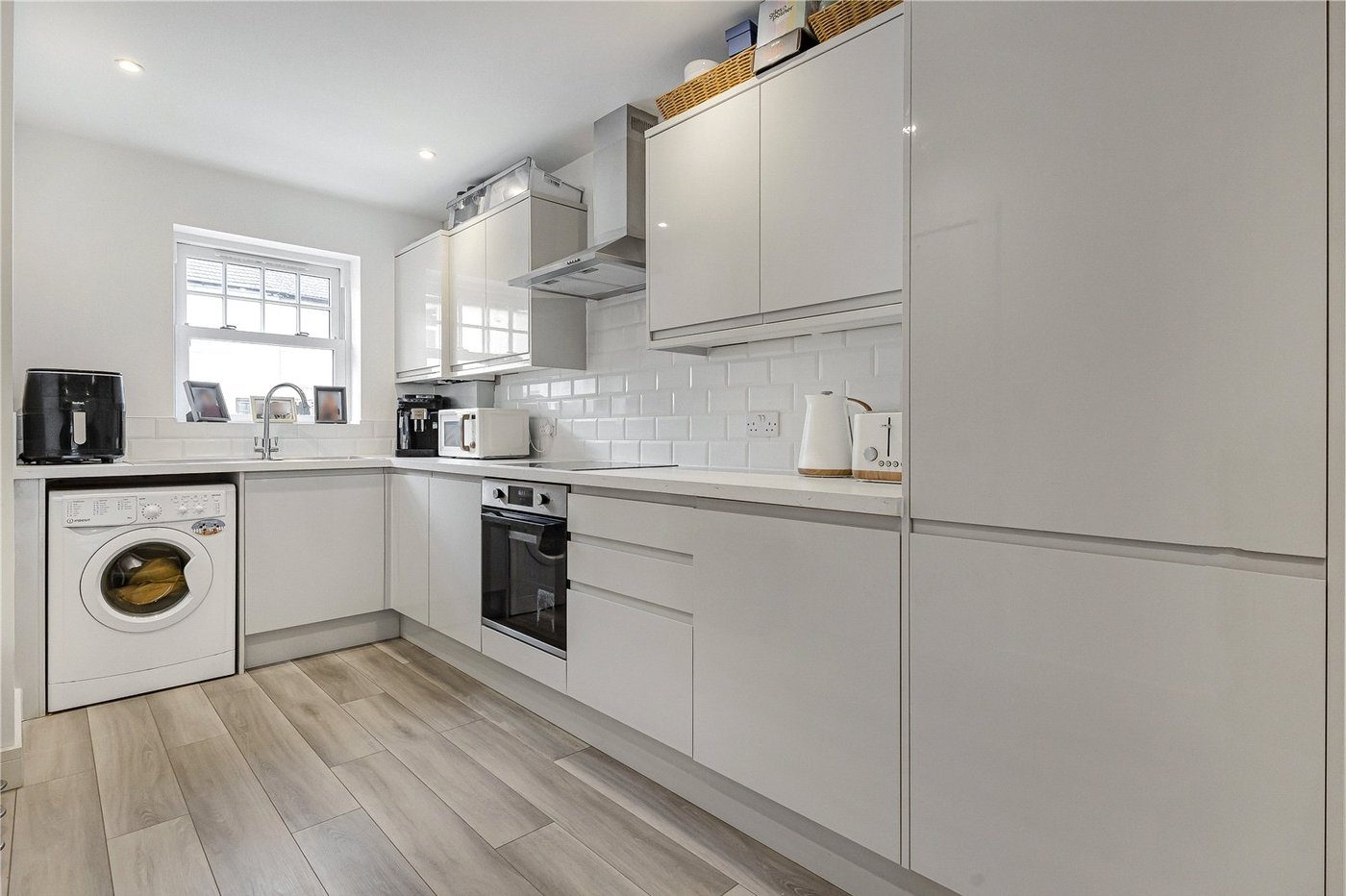 3 bedroom property for sale in Rainham | Robinson Michael & Jackson