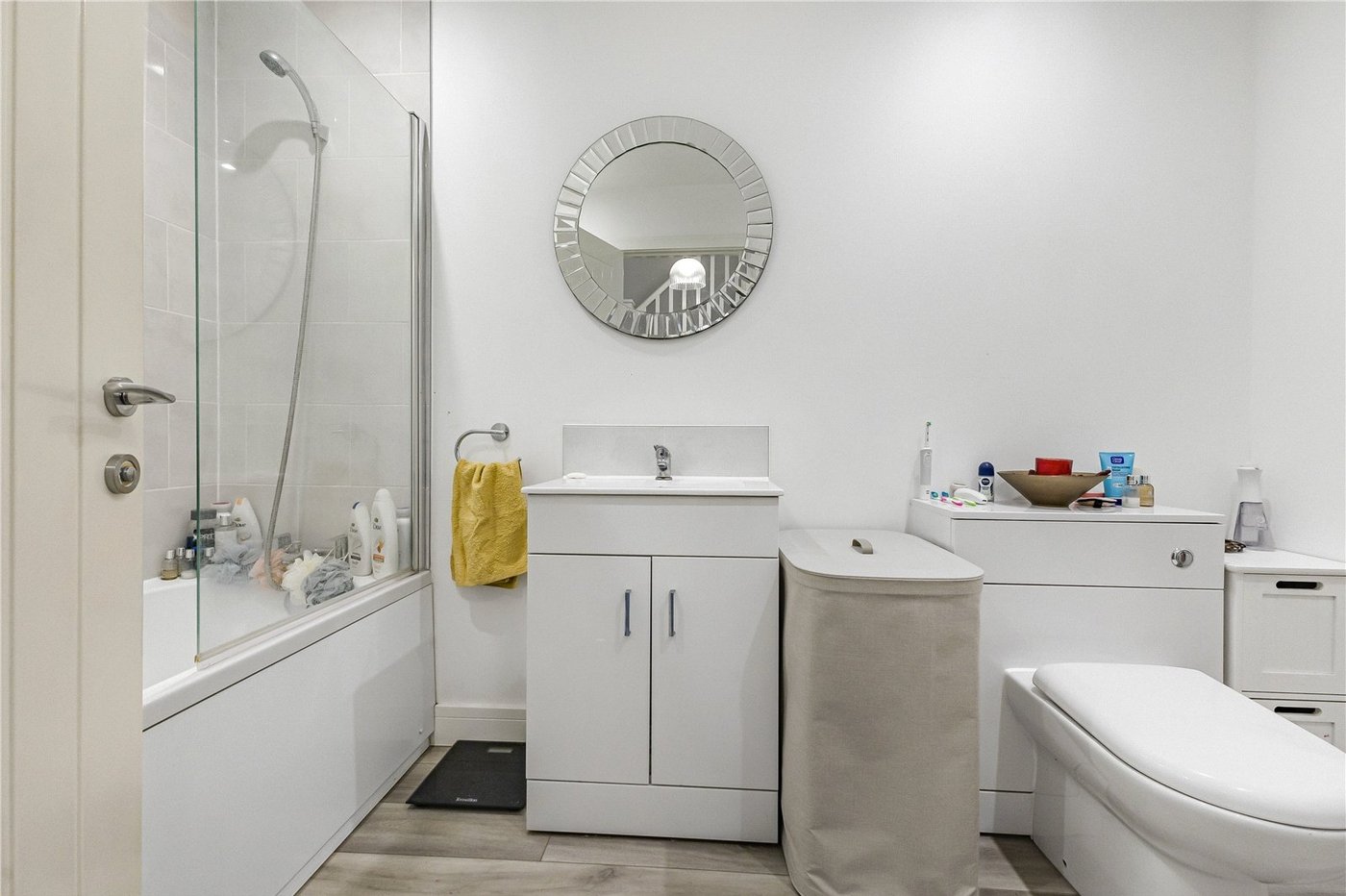 3 bedroom property for sale in Rainham | Robinson Michael & Jackson
