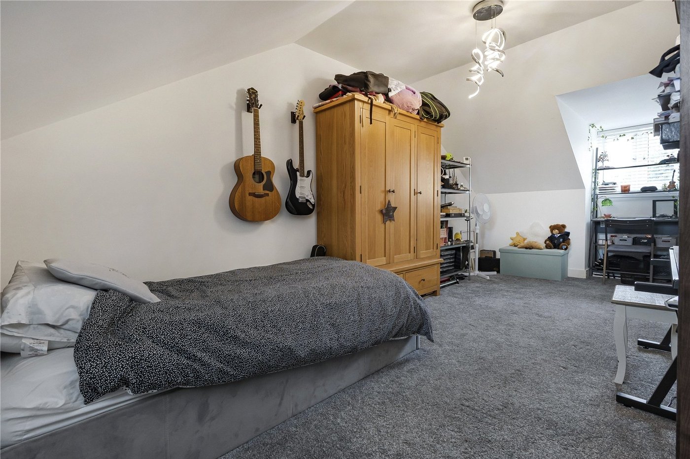 3 bedroom property for sale in Rainham | Robinson Michael & Jackson