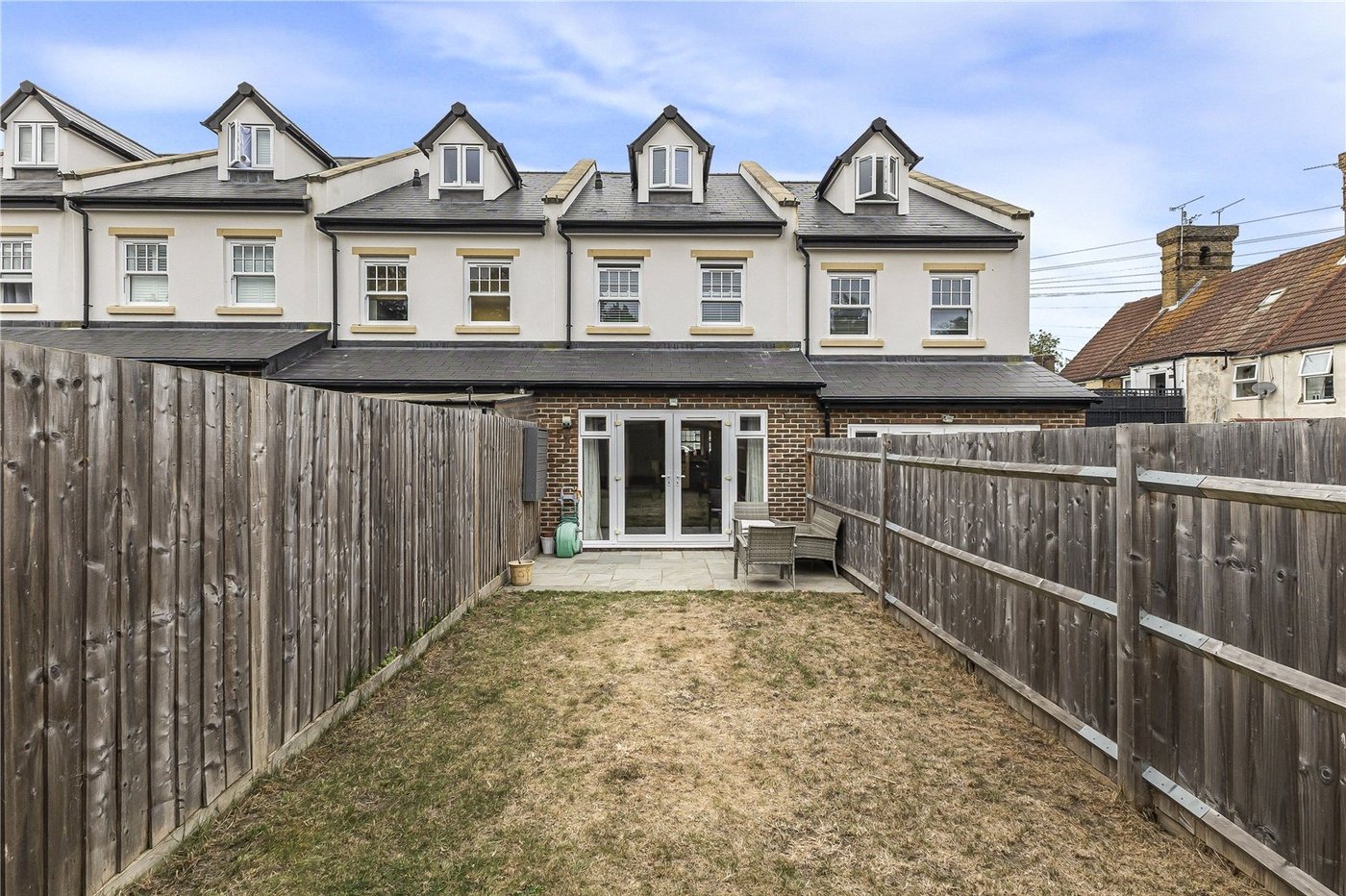 3 bedroom property for sale in Rainham | Robinson Michael & Jackson