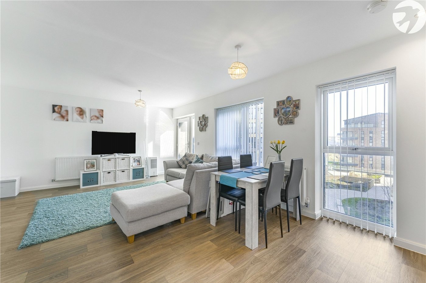 2 bedroom property for sale in Dartford | Robinson Jackson