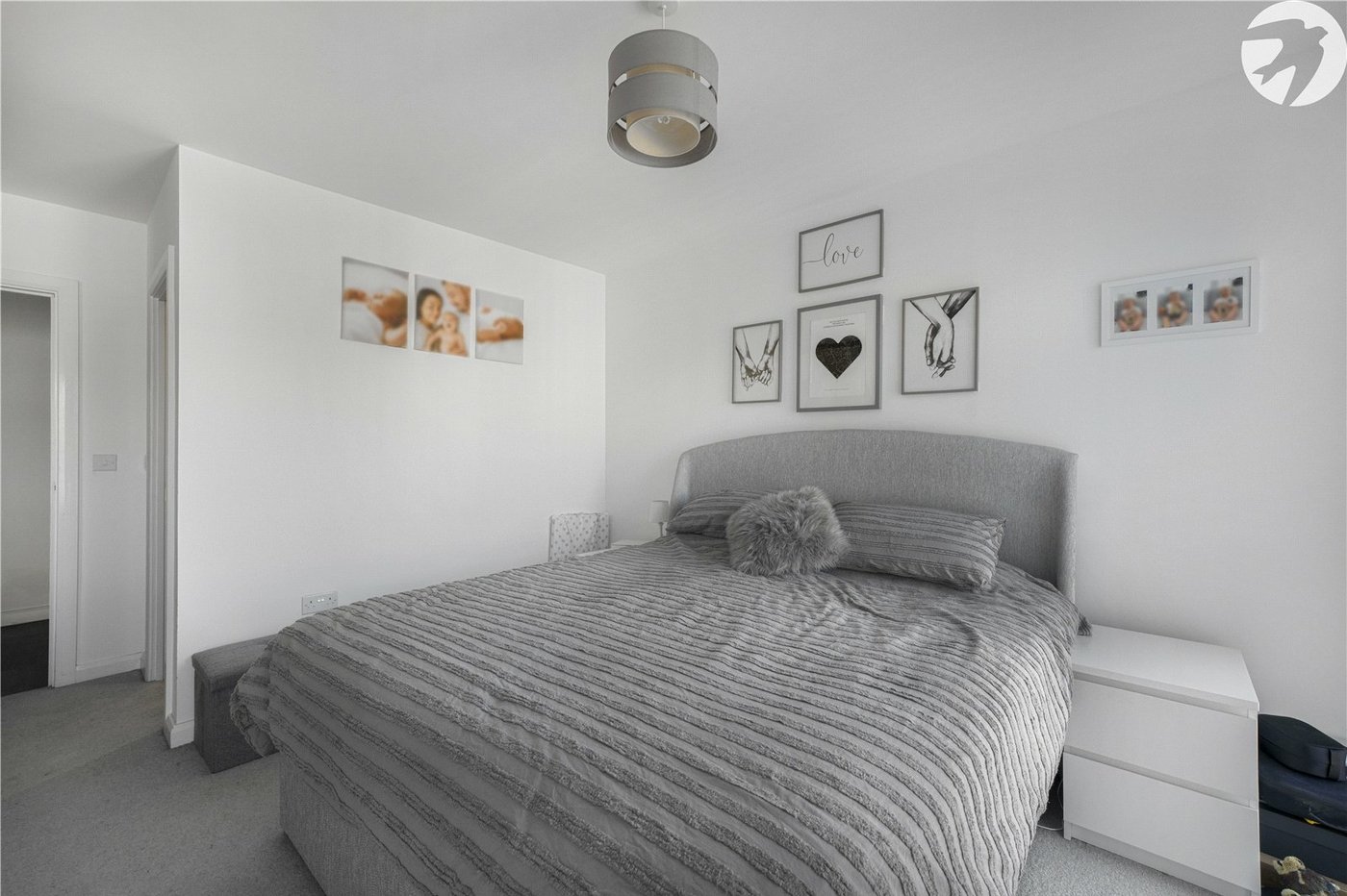 2 bedroom property for sale in Dartford | Robinson Jackson