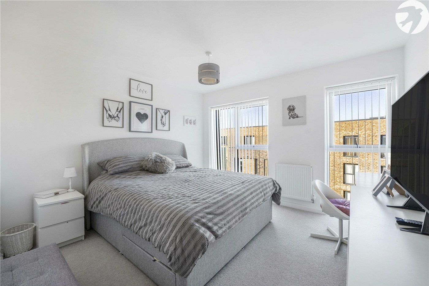 2 bedroom property for sale in Dartford | Robinson Jackson