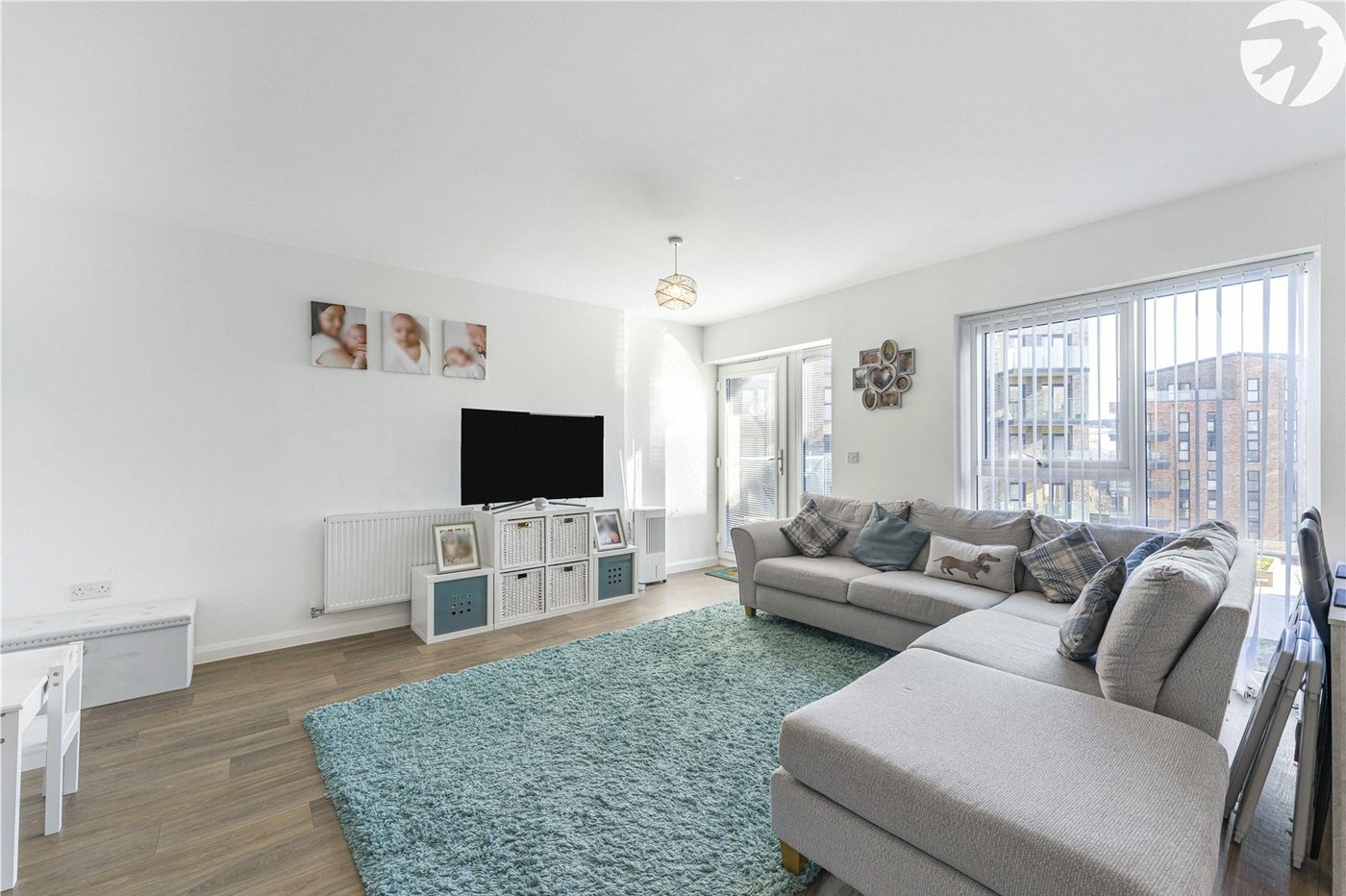 2 bedroom property for sale in Dartford | Robinson Jackson