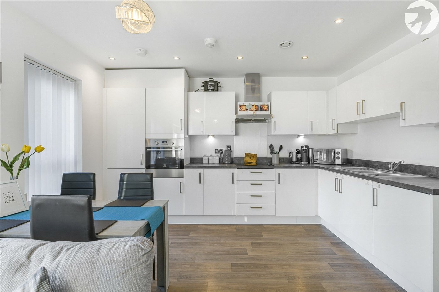 2 bedroom property for sale in Dartford | Robinson Jackson