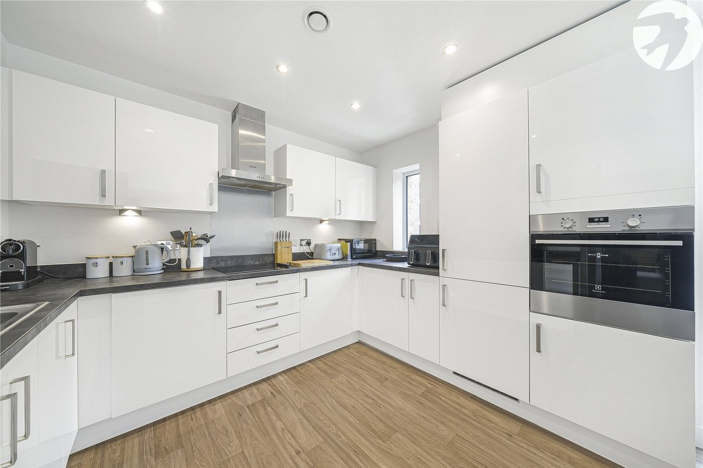 2 bedroom property for sale in Dartford | Robinson Jackson