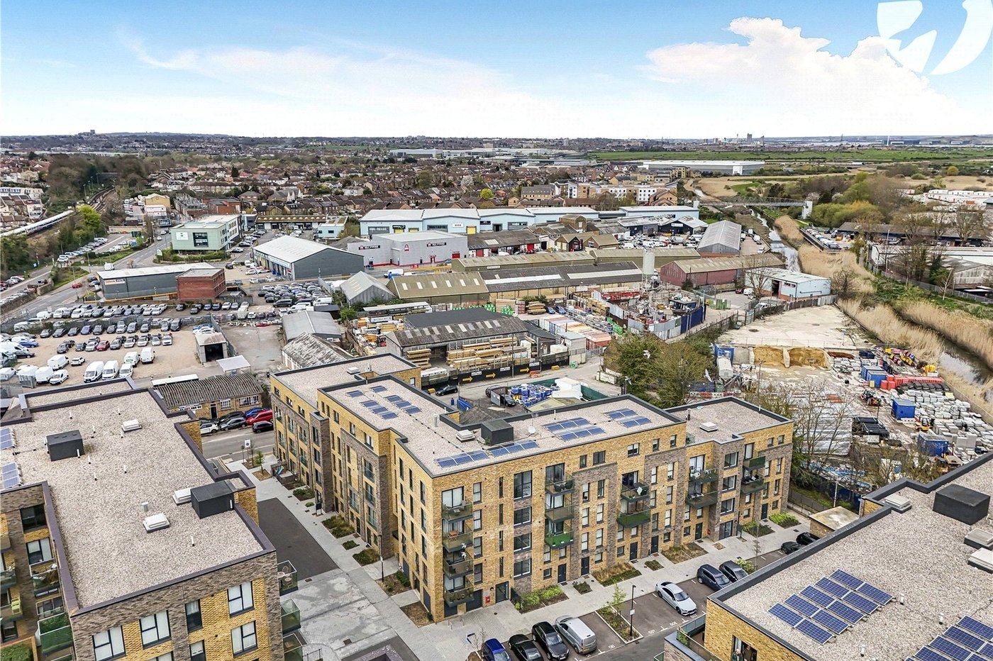 2 bedroom property for sale in Dartford | Robinson Jackson