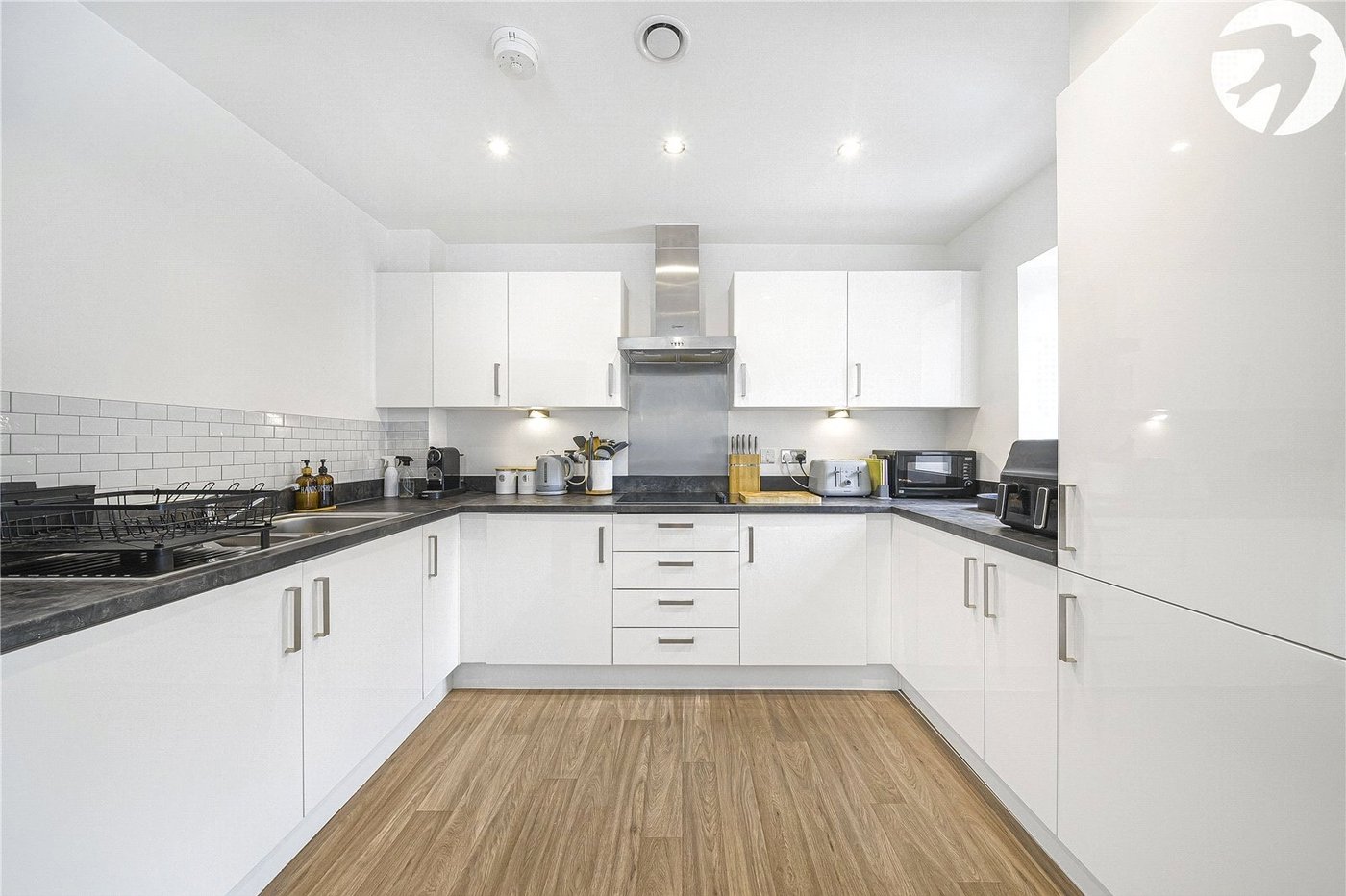2 bedroom property for sale in Dartford | Robinson Jackson