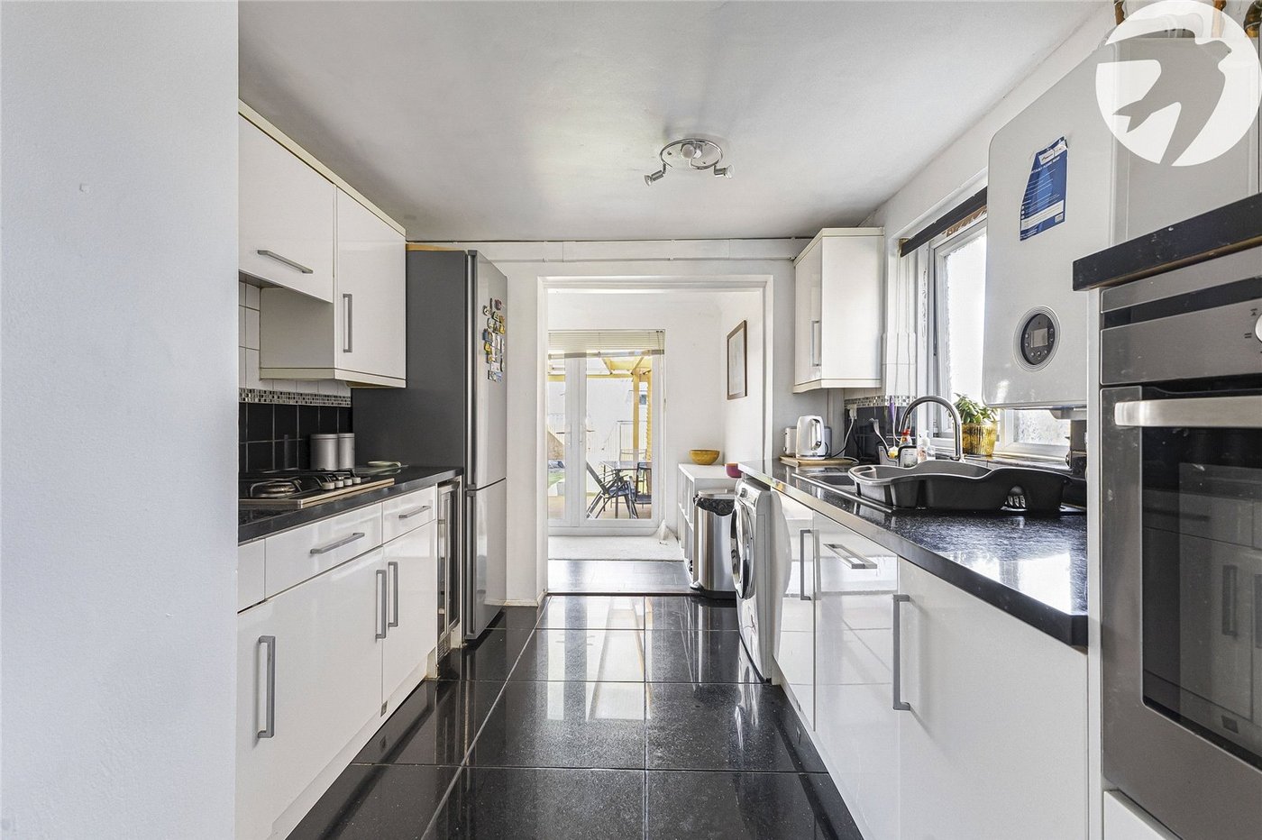 3 bedroom house to rent in Wainscott | Robinson Michael & Jackson