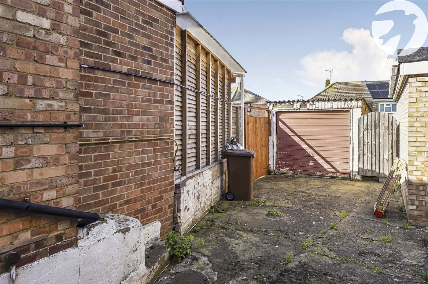 3 bedroom house to rent in Wainscott | Robinson Michael & Jackson