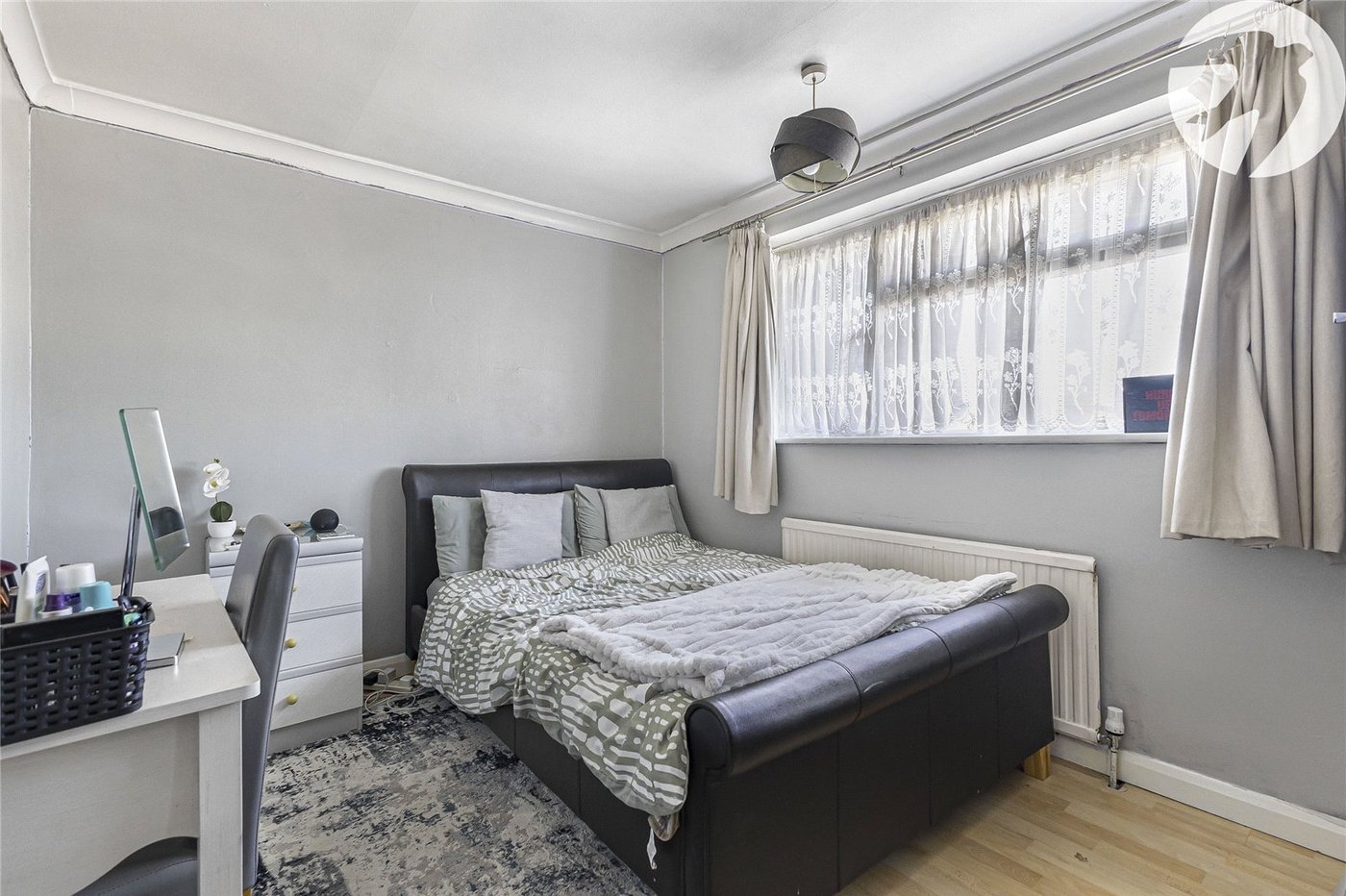 3 bedroom house to rent in Wainscott | Robinson Michael & Jackson