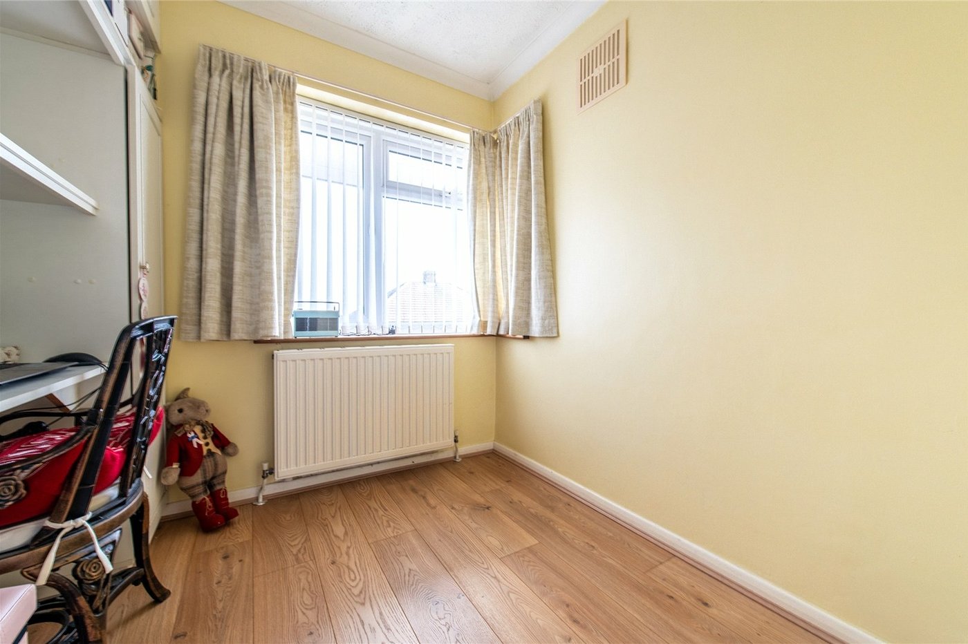 3 bedroom house for sale in Wainscott | Robinson Michael & Jackson