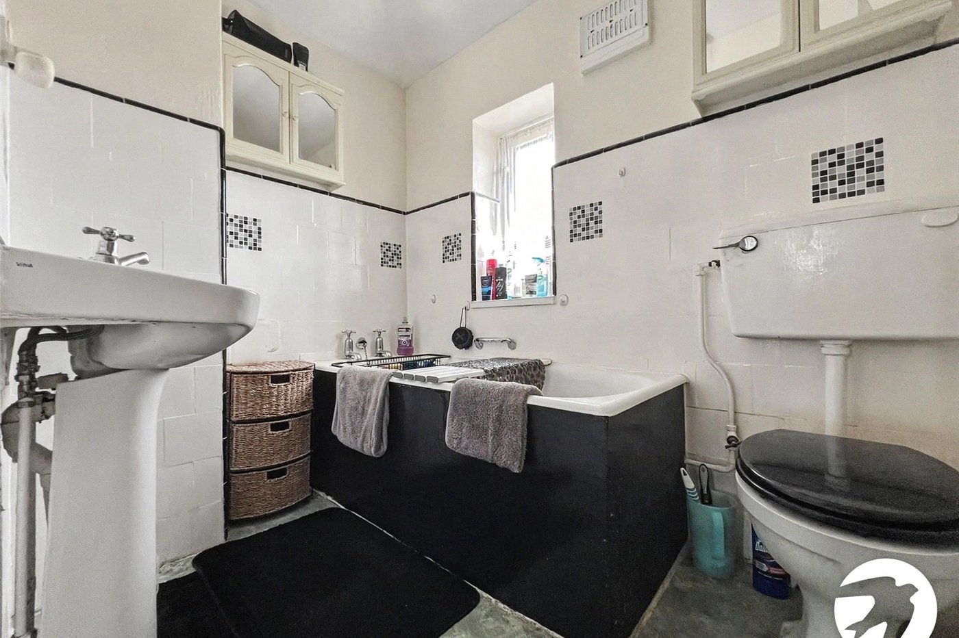 3 bedroom house for sale in Rochester | Robinson Michael & Jackson