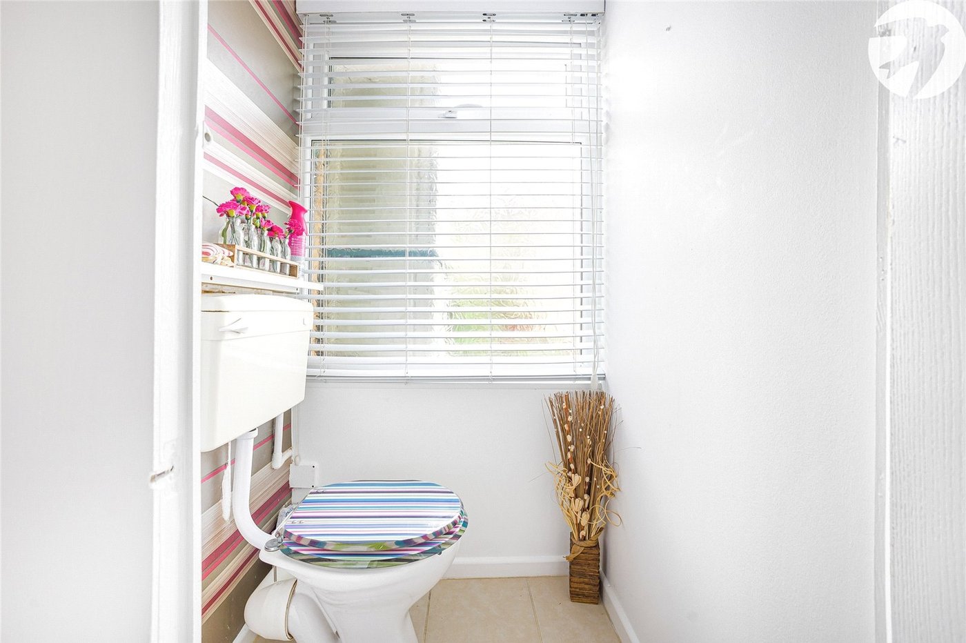 3 bedroom house for sale in Strood | Robinson Michael & Jackson