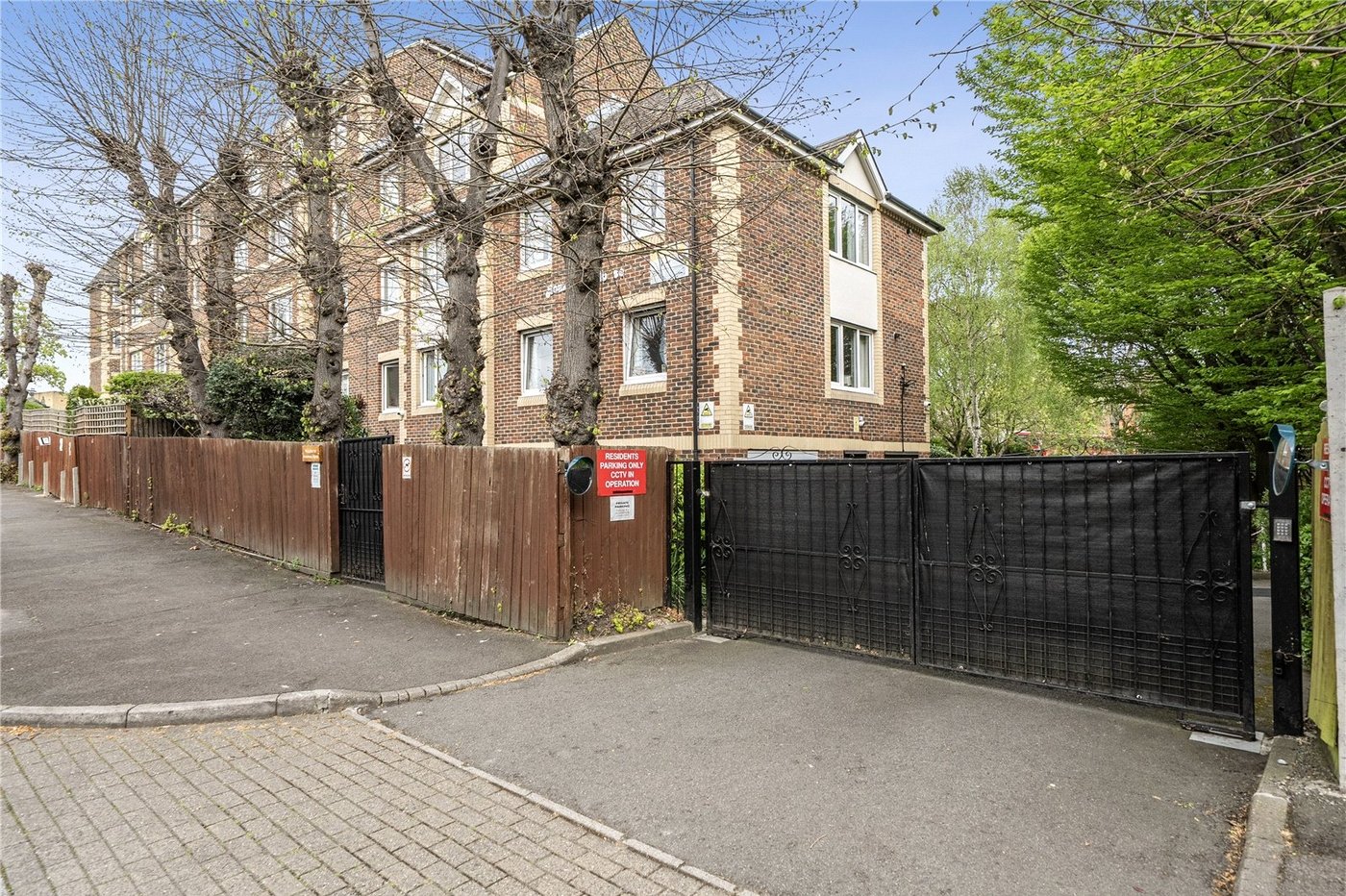 1 bedroom property for sale in Sydenham | Robinson Jackson