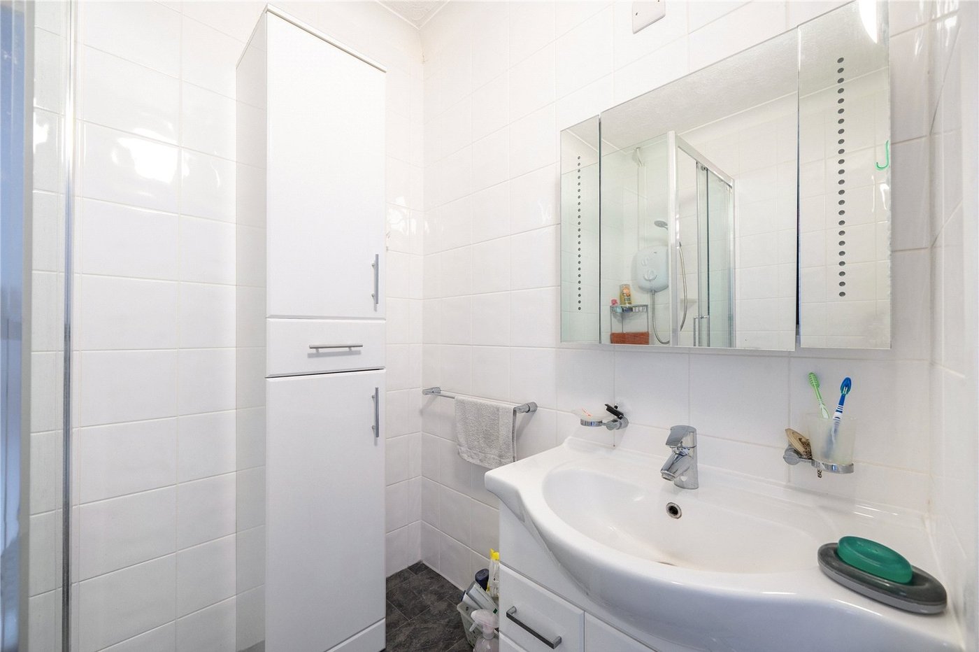 1 bedroom property for sale in Sydenham | Robinson Jackson