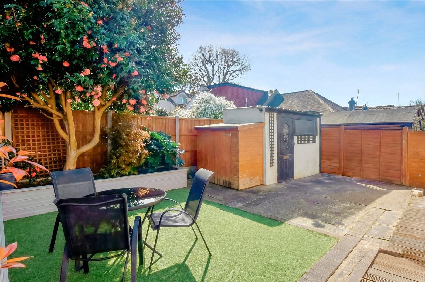 3 bedroom bungalow for sale in Joydens Wood | Robinson Jackson