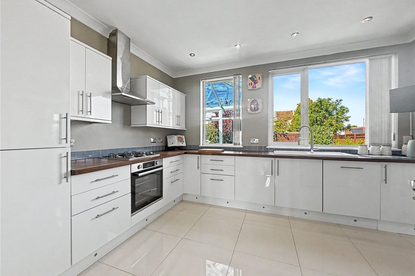 5 bedroom bungalow for sale in Gillingham | Robinson Michael & Jackson