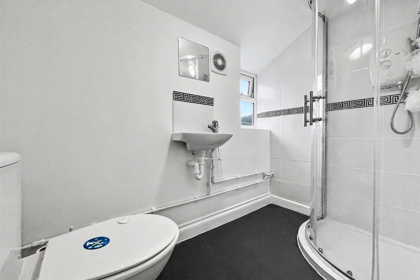 3 bedroom house for sale in Gillingham | Robinson Michael & Jackson
