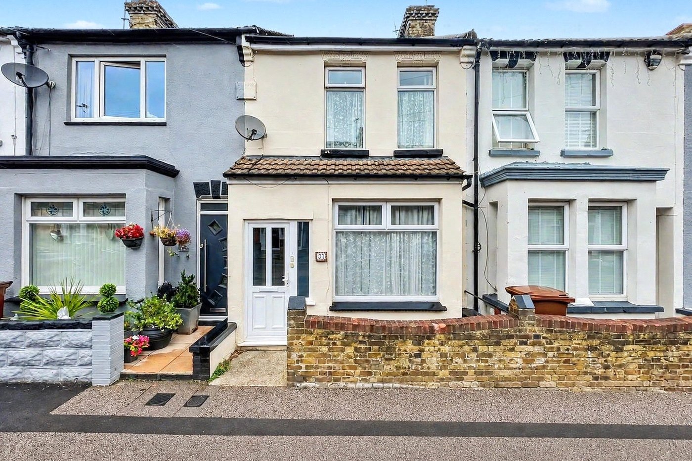 3 bedroom house for sale in Gillingham | Robinson Michael & Jackson